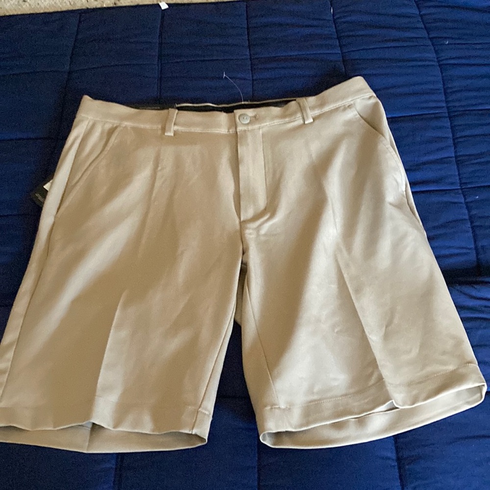 Greg Norman Collection shorts